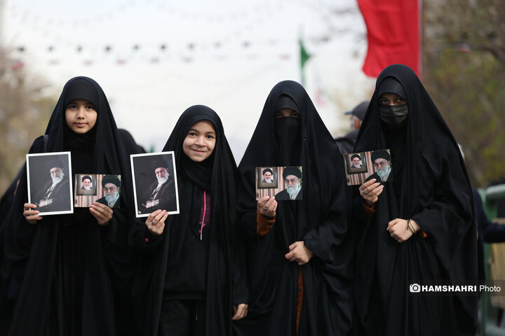 تشییع پیکر شهدای مقاومت ملی در تهران - ۳