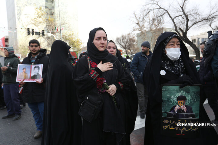 تشییع پیکر شهدای مقاومت ملی در تهران - ۳