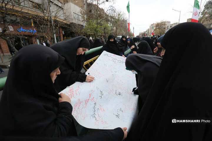 تشییع پیکر شهدای مقاومت ملی در تهران - ۳