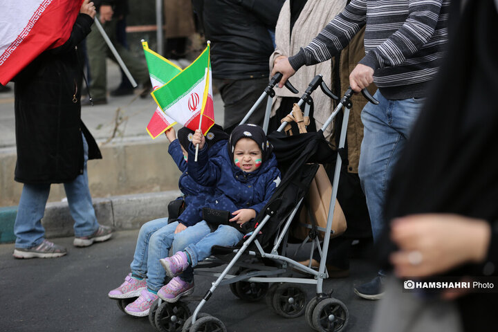 تشییع پیکر شهدای مقاومت ملی در تهران - ۳