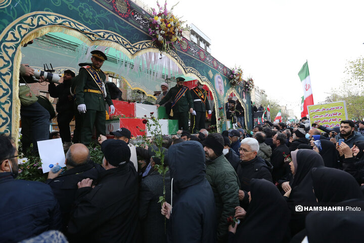 تشییع پیکر شهدای مقاومت ملی در تهران - ۳