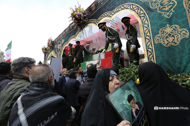 تشییع پیکر شهدای مقاومت ملی در تهران - ۳