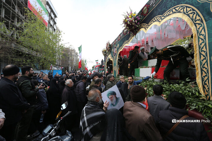 تشییع پیکر شهدای مقاومت ملی در تهران - ۳