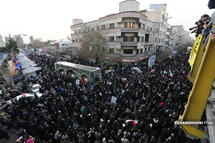 تشییع پیکر شهدای مقاومت ملی در تهران - ۳