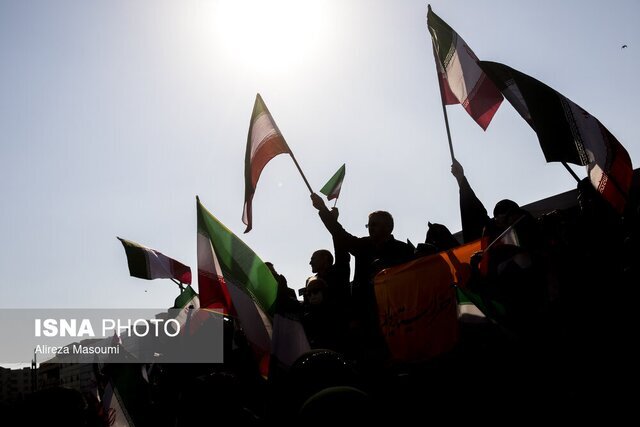 نخستین تصاویر از مراسم تشییع پیکر شهدای جنایات اخیر صهیونیستی - آمریکایی