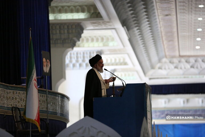 نماز جمعه امروز تهران به امامت "آیت الله سید احمد خاتمی"