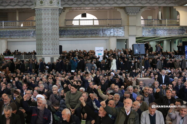 نماز جمعه امروز تهران به امامت "آیت الله سید احمد خاتمی"