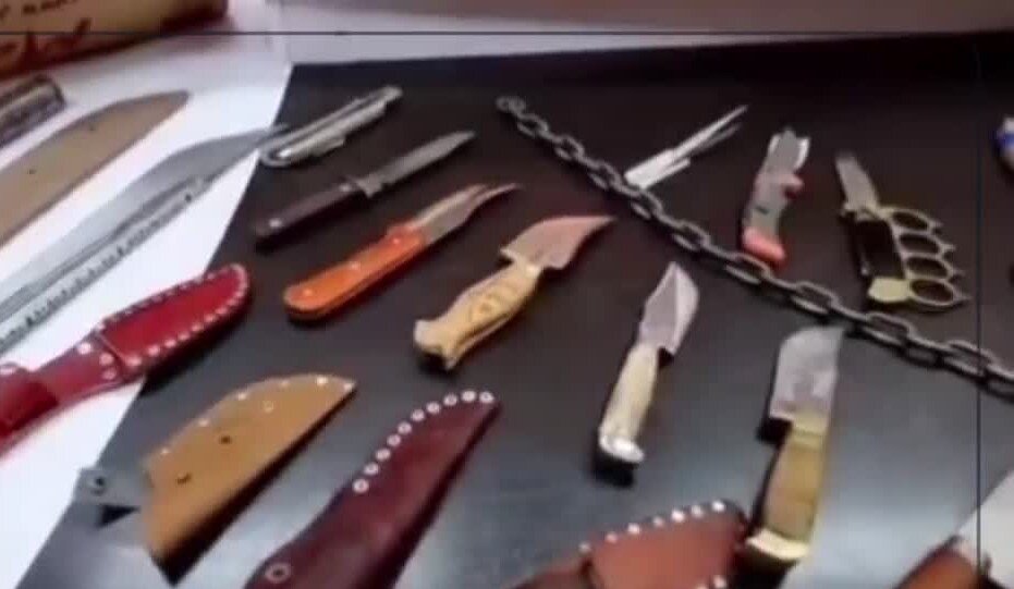 لوازم مختلف تروریستی و ادوات کشف‌شده از آشوبگران | ببینید