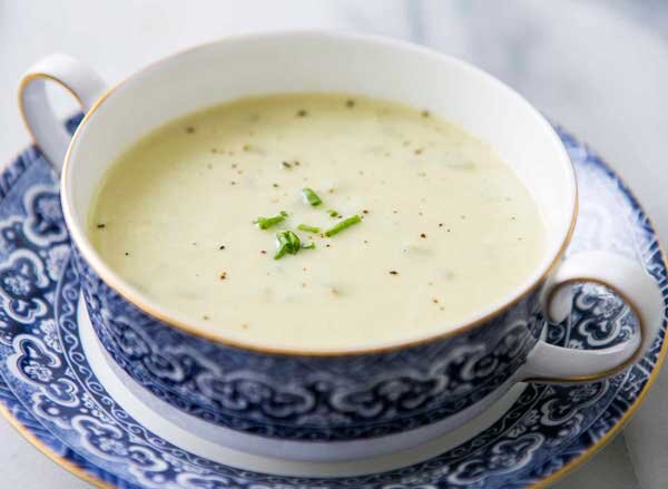 سوپ شیر ؛ غذای نرم و مغذی برای بچهها و رژیمهای سبک