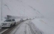 فوری | بارش شدید برف و کولاک این جاده را مسدود کرد؛ مردم از مسیرهای جایگزین تردد کنند