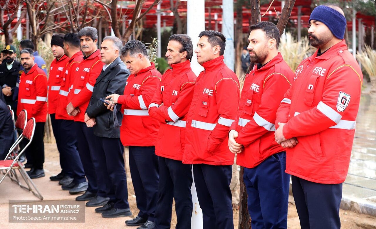 تهران چندبار لرزید؛ آتش‌نشانان آماده باش شدند