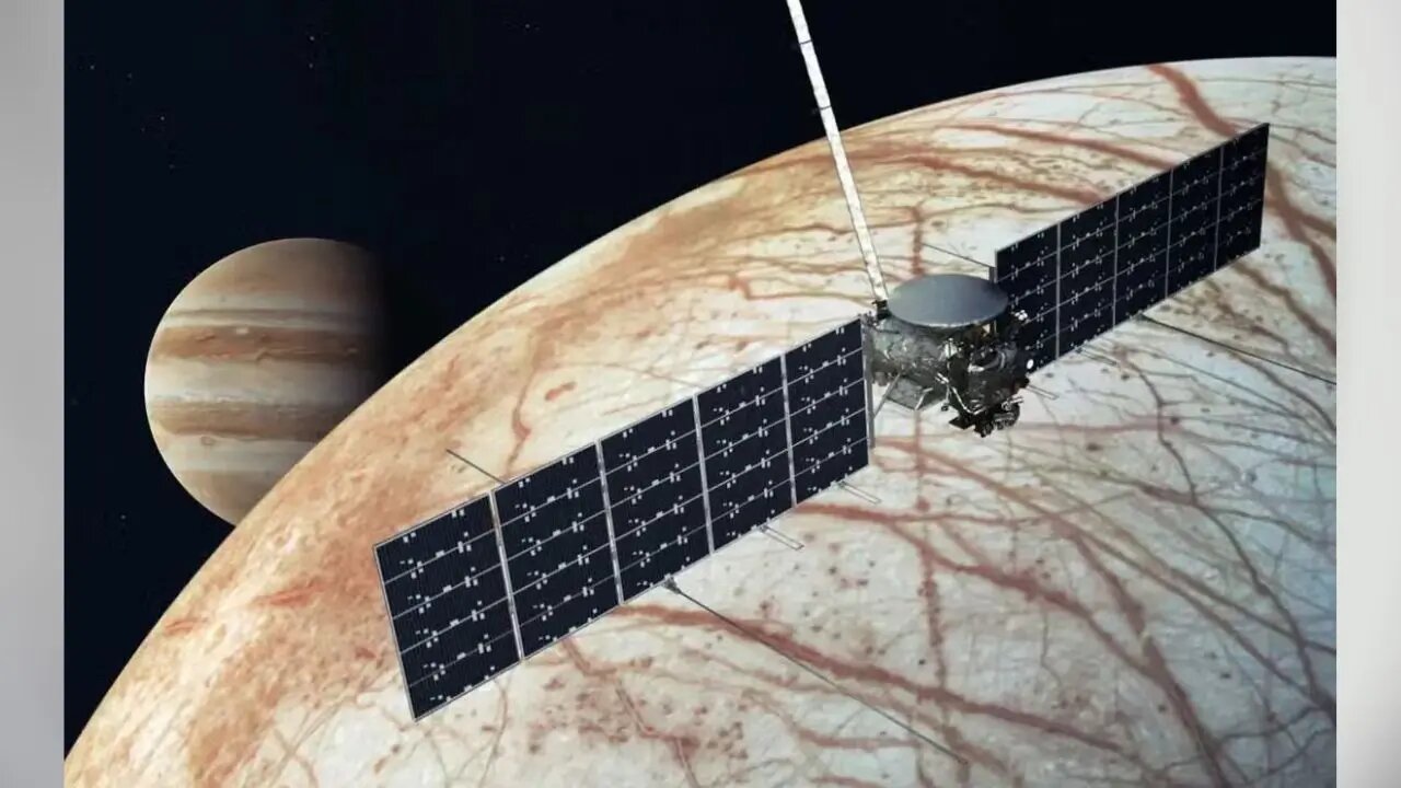 ماهی‌گیری در فضا! | اولین نشانه‌های حیات فرازمینی در قمر مشتری توسط ناسا