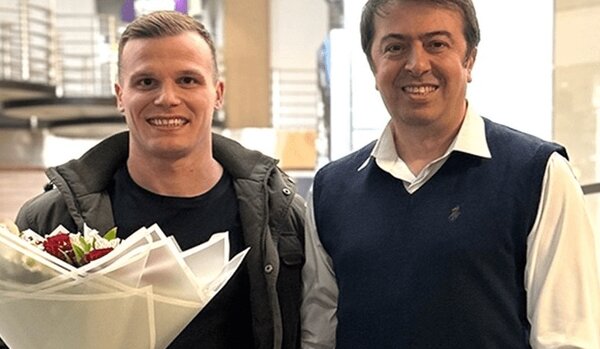 خرید جدید پرسپولیس وارد تهران شد + عکس