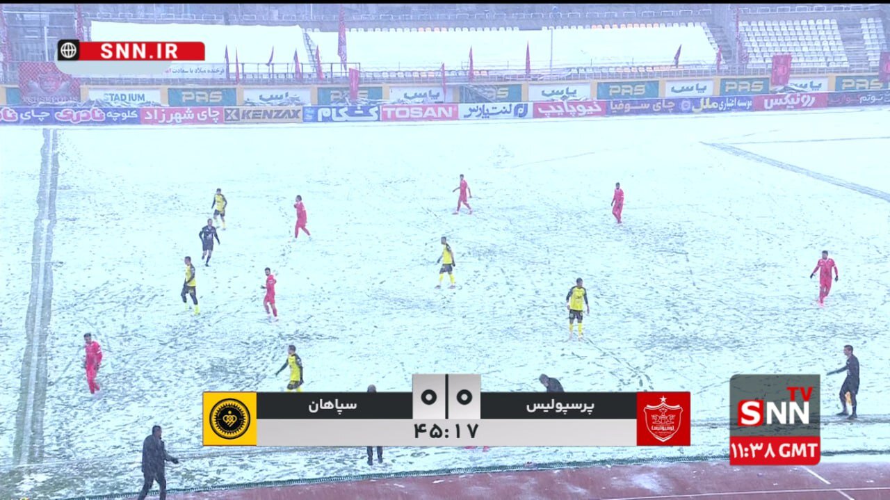 تصویری باورنکردنی از بازی پرسپولیس و سپاهان