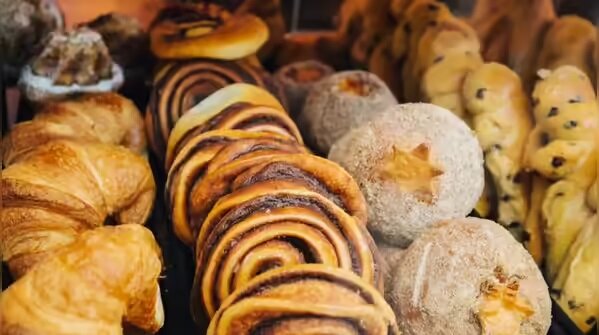 ۵ خوراکی که باعث ریزش مو میشوند