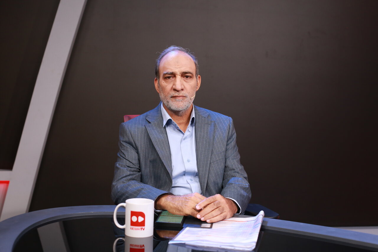 لطف الله فروزنده معاون شهردار