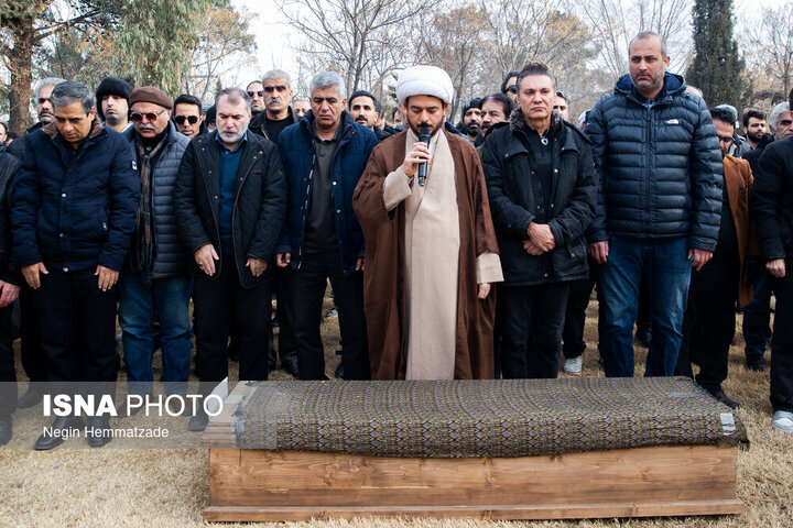 مراسم خاكسپاري رضا رويگري