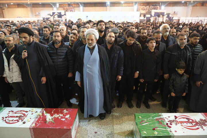 تشییع و خاکسپاری پیکر مطهر ۹ شهید مدافع امنیت در بهشت زهرا(س)