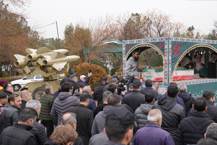 تشییع و خاکسپاری پیکر مطهر ۹ شهید مدافع امنیت در بهشت زهرا(س)