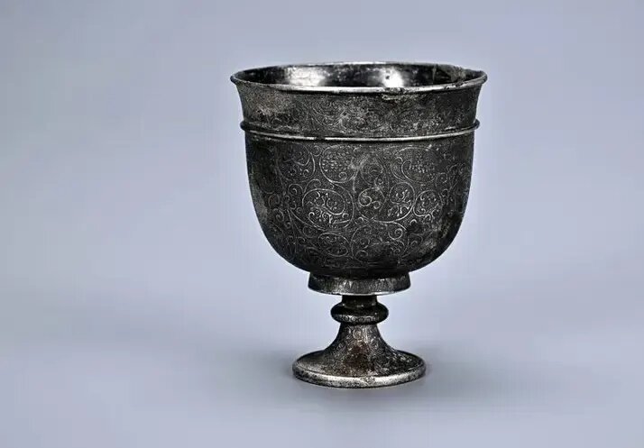 کشف سکه‌های ساسانی از مقبره باستانی بانوی چینی | عکس