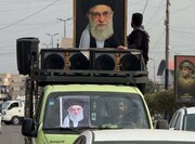 تصاویر رهبر معظم انقلاب در تجمع مردم عراق | ببینید