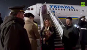 تصاویری از همسر زلنسکی در فرودگاه | ویدئو