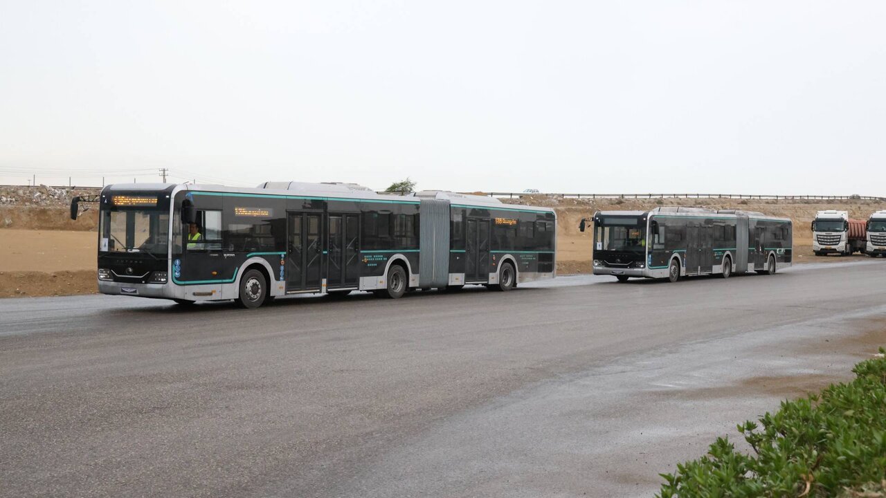 اتوبوسهای جدید ۱۸ متری به تهران رسید | تصاویر