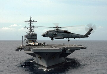 ناوهای آمریکایی زیر سایه پهپادهای ایرانی