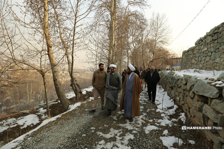 بازدید نخبگان و معتمدین محلات از پروژه های عمرانی منطقه ۵