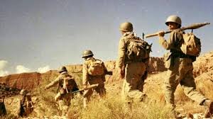 به کربلا می‌رویم، عقب عقب می‌رویم  | روایت آهنگران از شوخی‌ در جبهه