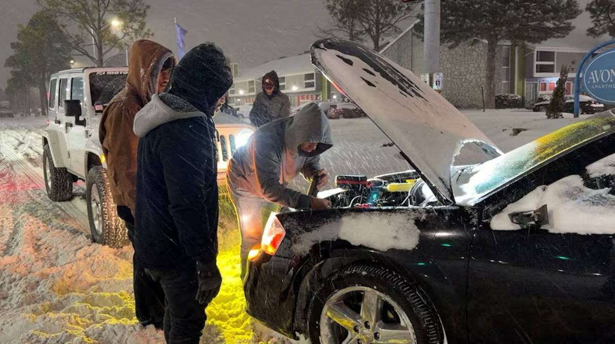 طوفان و برف کشنده در آمریکا | تصاویر، تعداد کشتهشدگان به ۳۰ نفر رسید