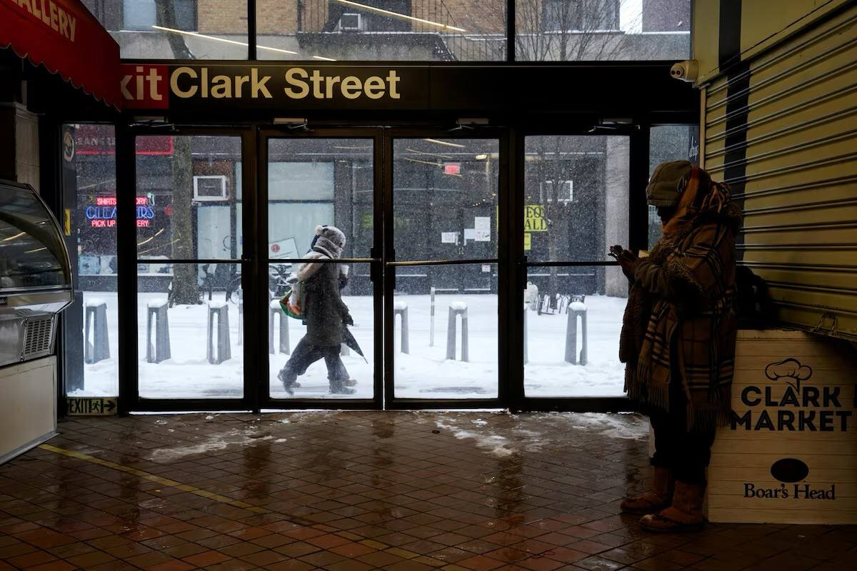 طوفان و برف کشنده در آمریکا | تصاویر، تعداد کشتهشدگان به ۳۰ نفر رسید