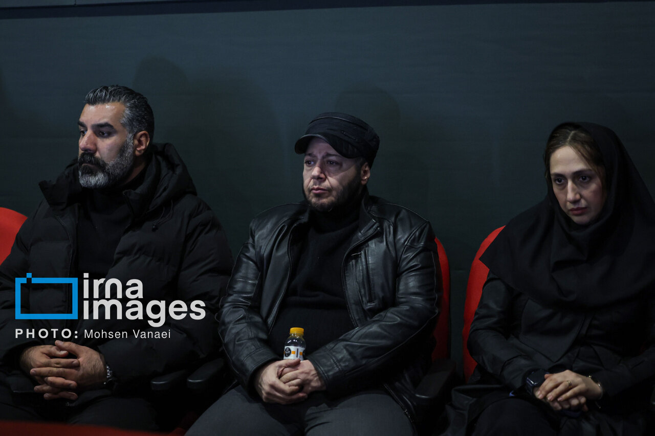 جدیدترین تصاویر از مازیار لرستانی در مراسم یادبود رضا رویگری | تصاویری از این مراسم را ببینید