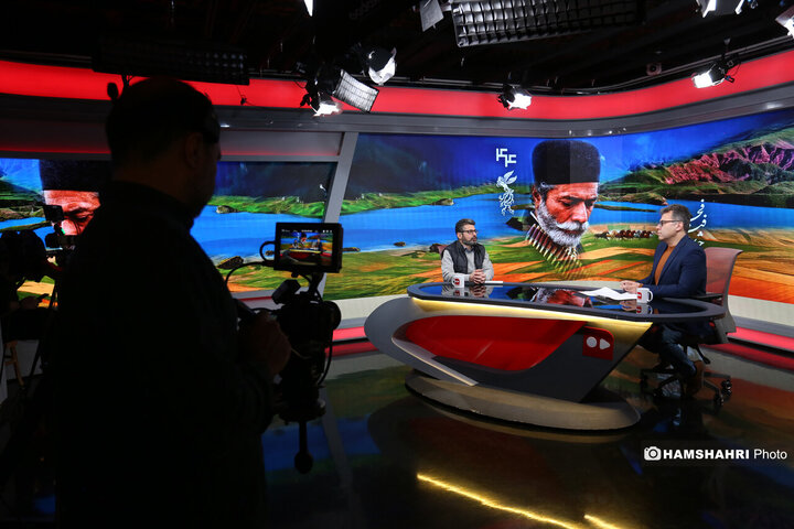 یک جشنواره ۳۳ فیلم