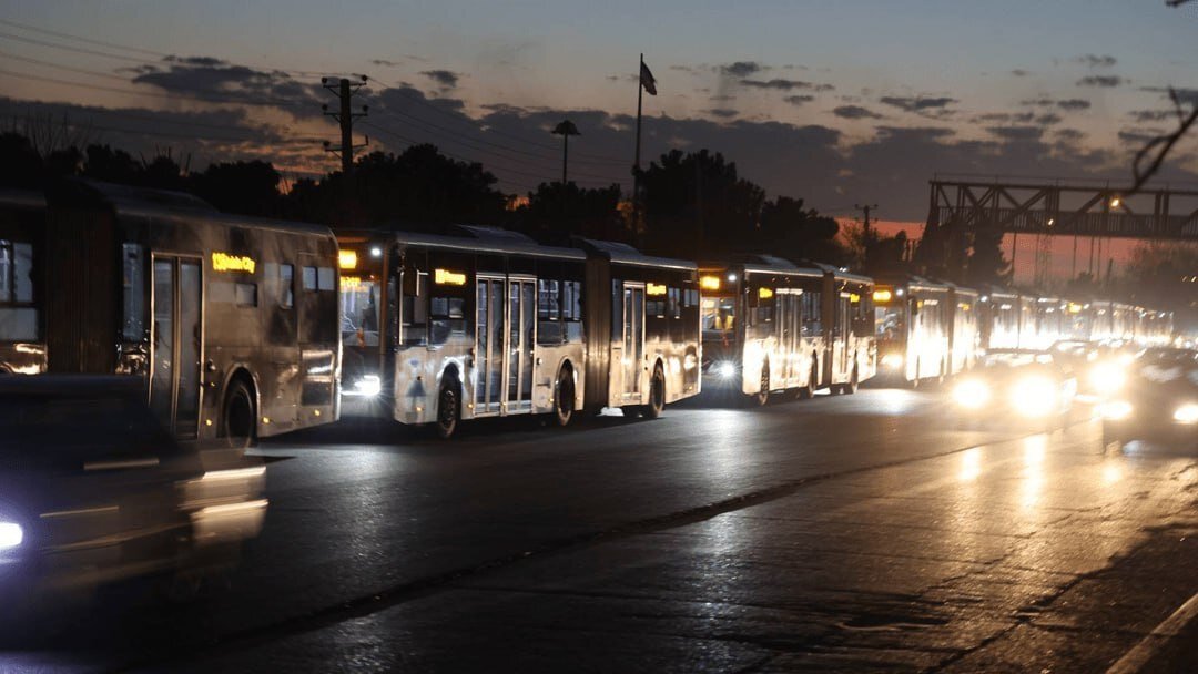 اتوبوس‌های جدید ۱۸ متری به تهران رسید | تصاویر