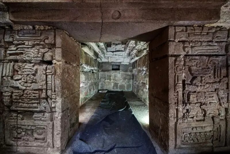 این مقبره جغدنشان ۱۴۰۰ سال قدمت دارد | عکس