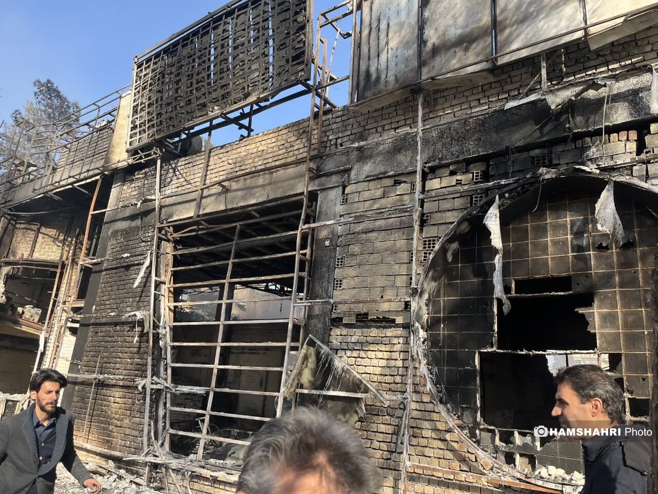 اکران آخر این سینماها آتش سوزی بود | جزئیات سوختن ۲ سینما در ناآرامی ها