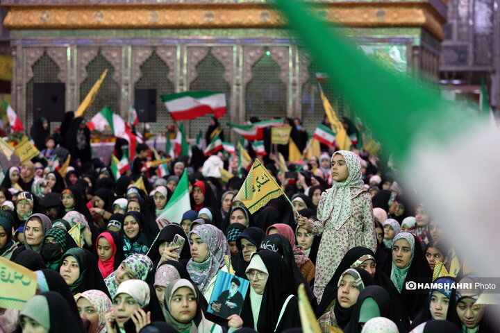 گردهمایی نوجوانان آرمانی لشکر قدس در مرقد امام (ره)