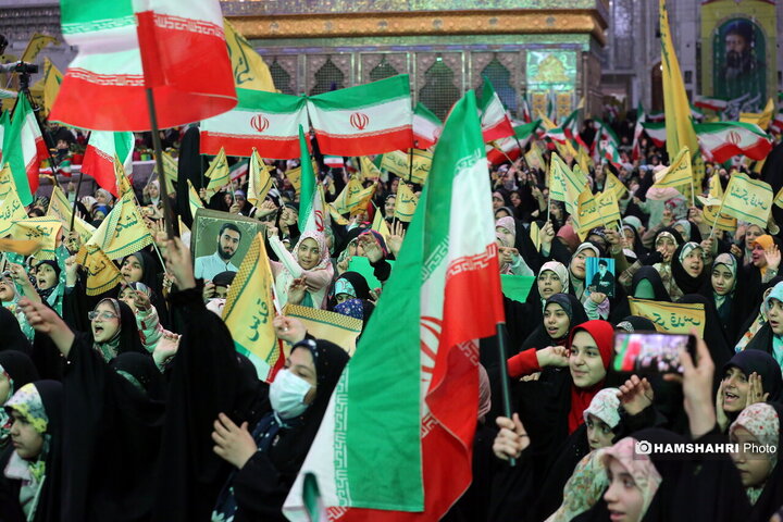 گردهمایی نوجوانان آرمانی لشکر قدس در مرقد امام (ره)