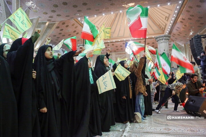 گردهمایی نوجوانان آرمانی لشکر قدس در مرقد امام (ره)