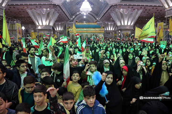 گردهمایی نوجوانان آرمانی لشکر قدس در مرقد امام (ره)