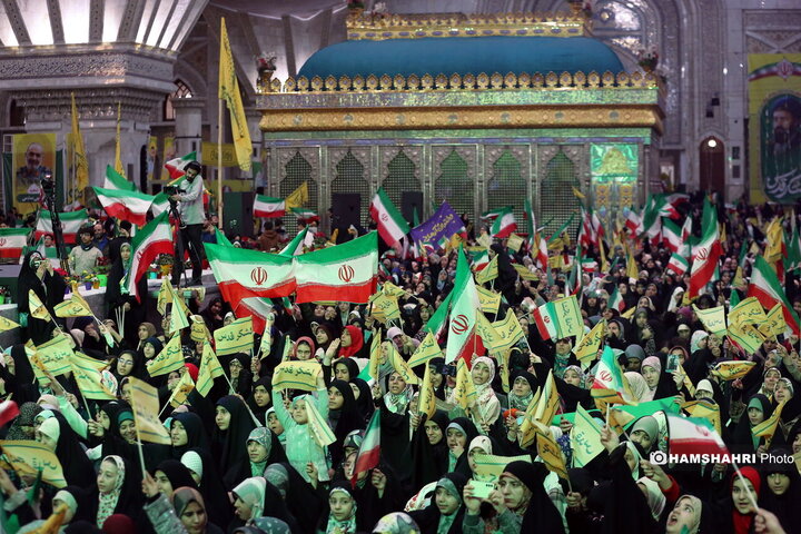 گردهمایی نوجوانان آرمانی لشکر قدس در مرقد امام (ره)