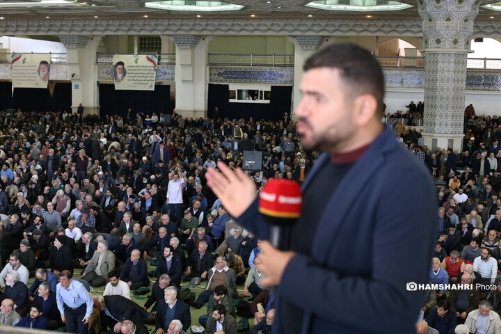 نماز جمعه این هفته تهران به امامت حجت‌الاسلام والمسلمین سید محمدحسن ابوترابی‌فرد در مصلای امام خمینی (ره) برگزار شد