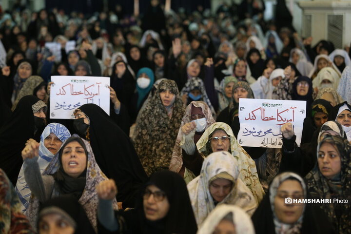 نماز جمعه این هفته تهران به امامت حجت‌الاسلام والمسلمین سید محمدحسن ابوترابی‌فرد در مصلای امام خمینی (ره) برگزار شد