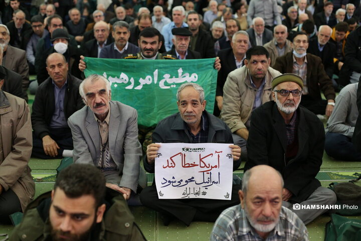 نماز جمعه این هفته تهران به امامت حجت‌الاسلام والمسلمین سید محمدحسن ابوترابی‌فرد در مصلای امام خمینی (ره) برگزار شد