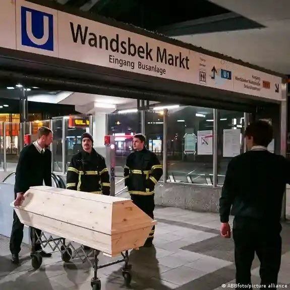 محل به قتل رسیدن دختر ایرانی در متروی هامبورگ آلمان | تصاویر