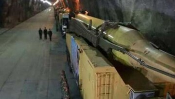 رونمایی از یک شهر موشکی در مکان نامعلوم + ویدئو | پیام مقاومت به آمریکا؛ تصاویر معنادار بر دیوار