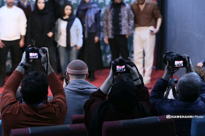 حاشیه دومین روز چهل‌ و چهارمین جشنواره فیلم فجر