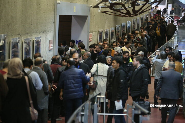 حاشیه دومین روز چهل‌ و چهارمین جشنواره فیلم فجر