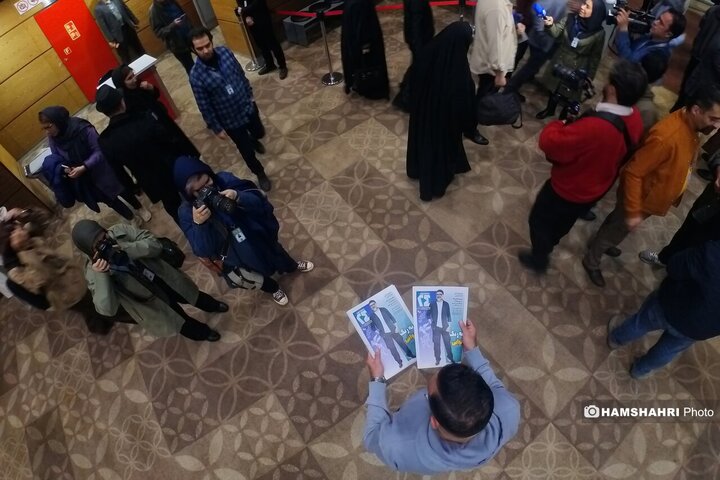 حاشیه دومین روز چهل‌ و چهارمین جشنواره فیلم فجر